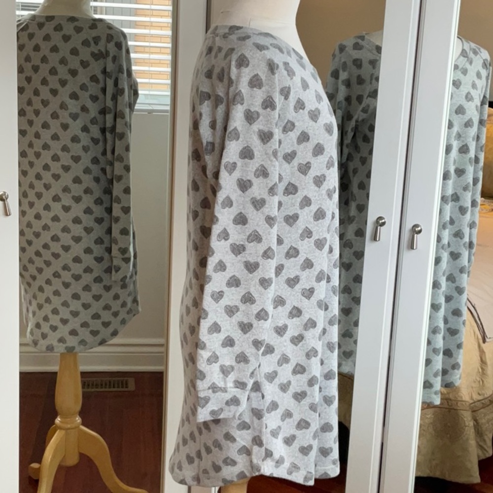 Women’s Gray Heart Pattern Pyjama / Small - Picture 3 of 11